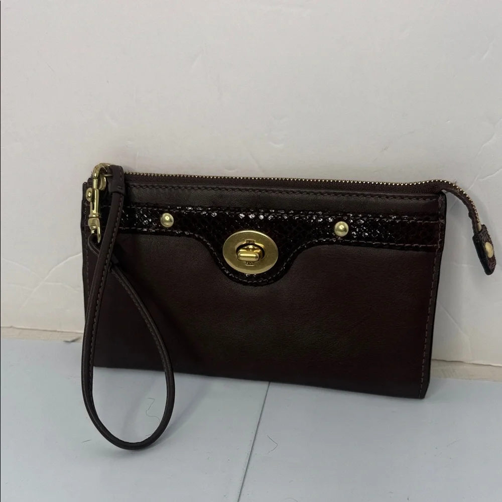 Elegant Brown Leather Wristlet